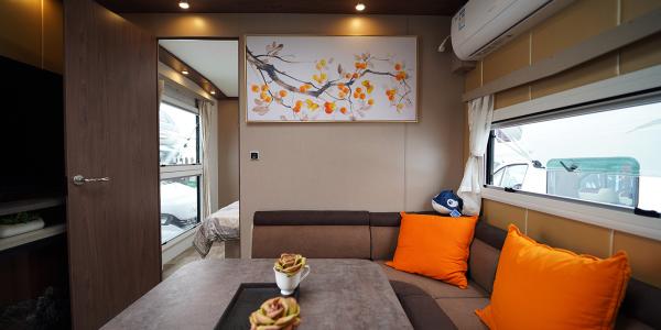 Event Hospitality Trailers Hotel California Luxury Trailer RV Towable RV