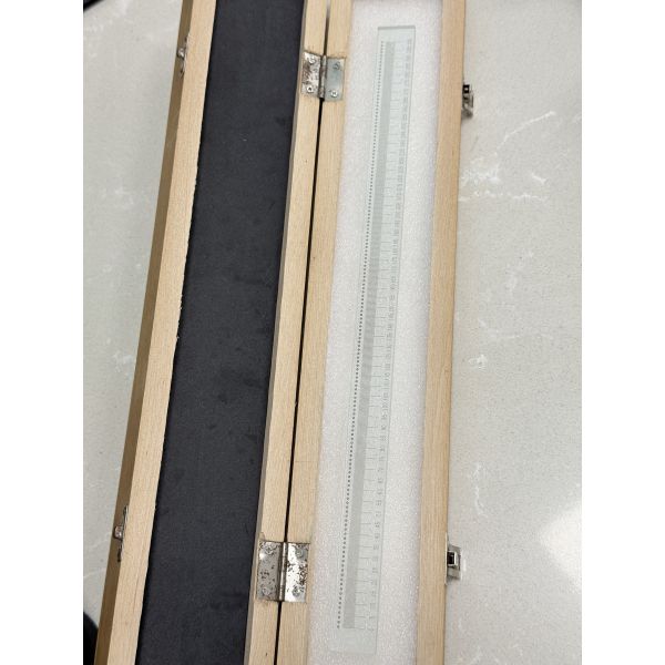 MEAXPERT High-Accuracy 0.5um Glass Scale with Direct-Write Lithography & Uniform Coating
