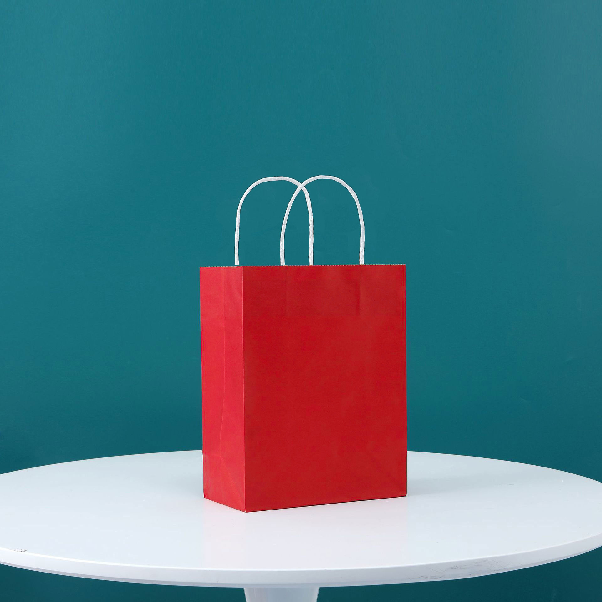 Скрученная ручка на заказ Напечатанные Kraft Paper Bags 15*21*8cm 21*27*11cm 26*32*12cm