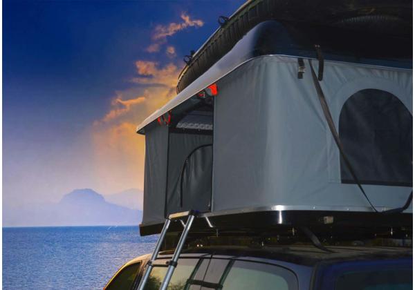 Hard Shell Roof Top Tent with Waterproof Polyester Material and Straight Bracketing