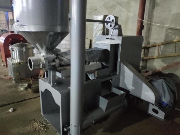 máquina de rosca de la prensa del poder 15kw/máquina caliente 120 del expulsor del aceite de la prensa - capacidad 160kg/H