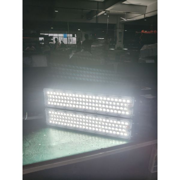 High Brightness Waterproof Ip65 High Mast Stadium Light 50w 100w 150w 200w 250w 300w 400w 500w 600w Stadium Led Flood Light