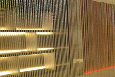 Fio arquitetónico espiral Mesh Herringbone Bronze Hotel Curtain da parede de cortina do metal