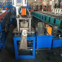 Porte hydraulique gravante en refief en acier de volet de rouleau faisant le vendeur de machine