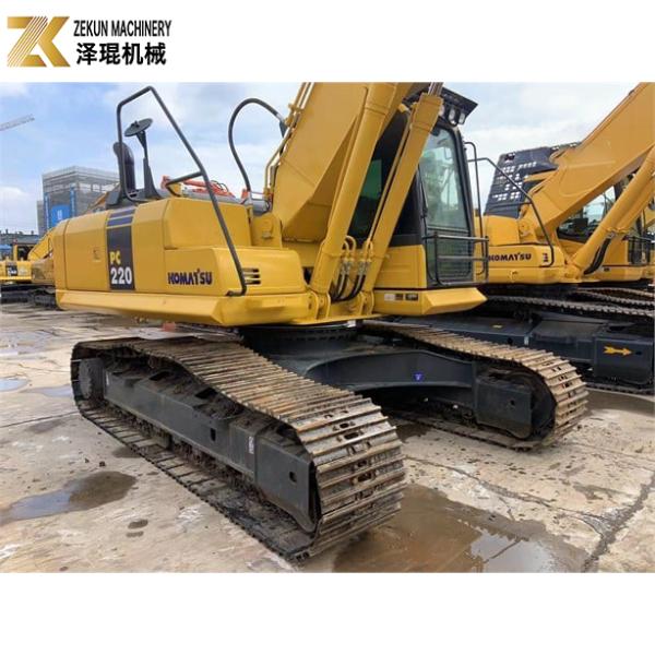 cilindro hidráulico KOMATSU PC220-8 máquina de excavación media usada 22T peso 23420 KG
