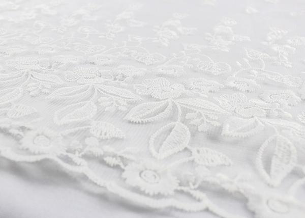 Tela floral branca do laço do bordado da guipura/tela malha nupcial da lantejoula para o vestido de casamento