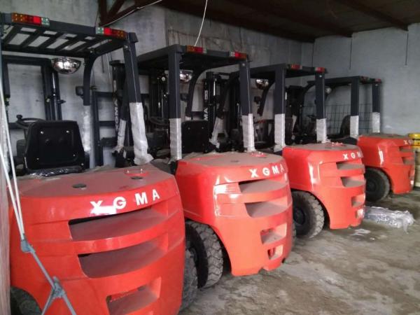 1600x180x80mm 5 Ton Forklift Mitsubishi S4S Engine 3000mm Lifting Height