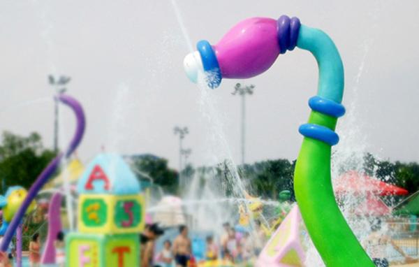 Fiberglass water fountain with Galvanized Carbon Steel Frame of amusement park equipment