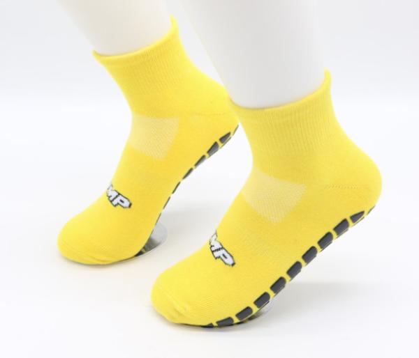 Yellow Color Trampoline Grip Socks Polyester Non Slip Socks Jacquard Logo