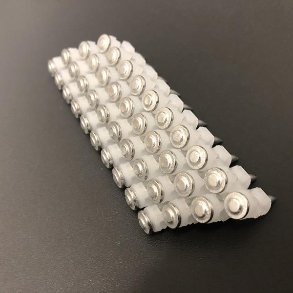 O plástico ordenou o aço carbono alto prega os pregos GX120 de 3.0x19mm para o muro de cimento