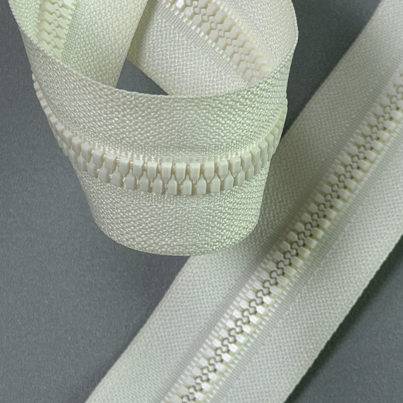 No.5 Plastic Zippers Corrosion Resistant Double Pull Zipper