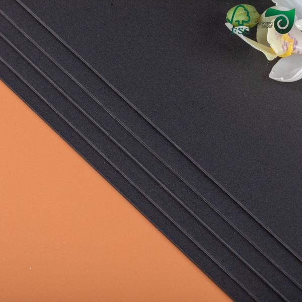 FSC 150gm 180gm Carton noir Résistant au pliage 70cm 100cm Pour sacs à provisions