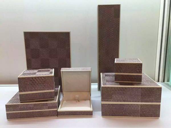 Classical Jewelry Props Plastic Storage Box For Jewellery 1 Year Warranty