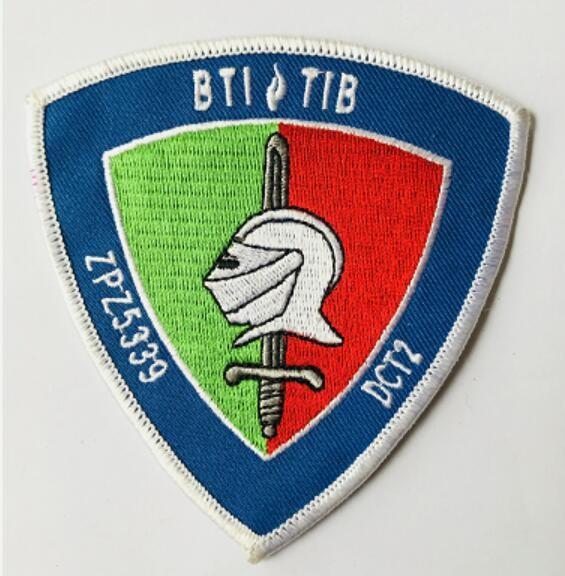 Triangle Shape Iron on Embroidery Patches for clothing accessories