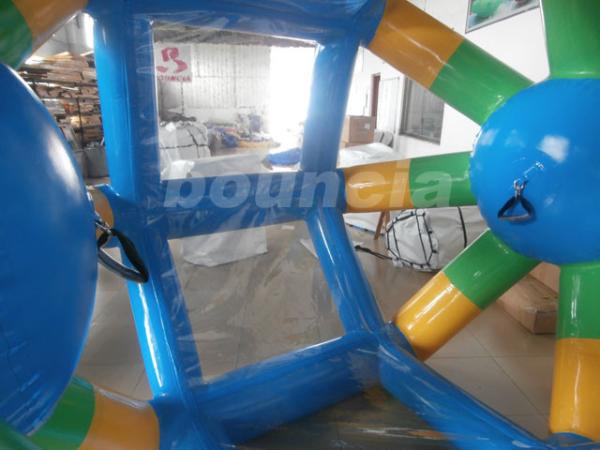 roda inflável colorida do hamster de encerado do PVC de 0.9mm para jogos da água