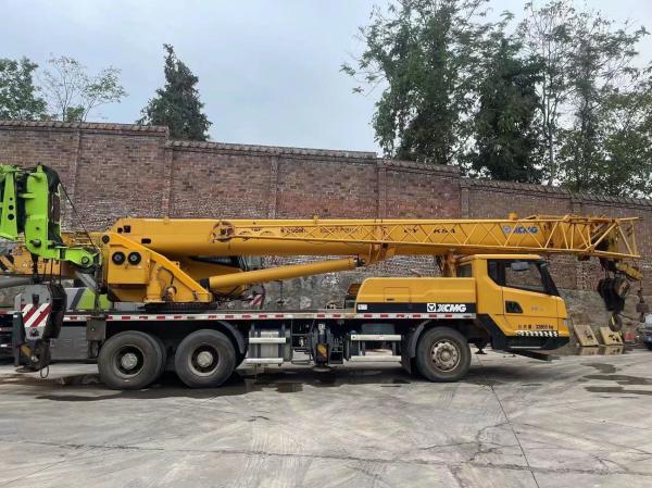 25K5a Hydraulic Truck Crane with 5 Boom Sections and ISO9001 Certified Used Equipment
