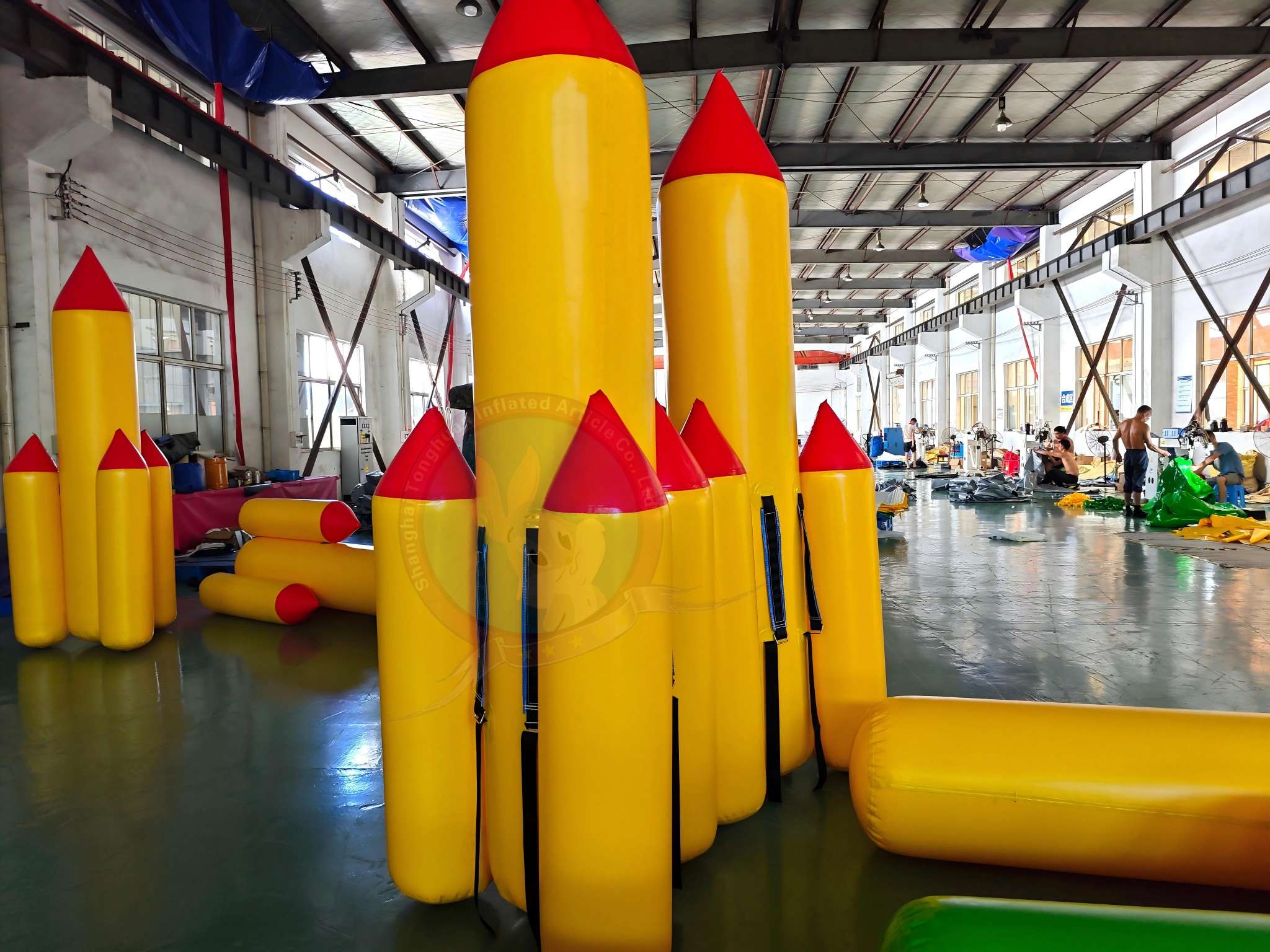 Inflatable Rocket Model Outdoor Sports Games Team Building Activities Competition Commercial Inflatable Challenge Playground