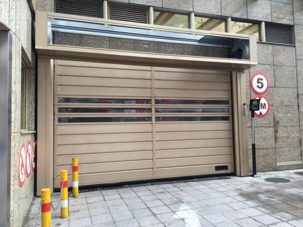 Residential Grade High Speed Aluminum Alloy Roll up Garage Door with Remote Control