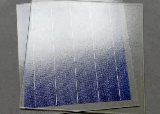 Anti Reflective Coating Solar Glass , Energy Saving Glass For Solar Panels