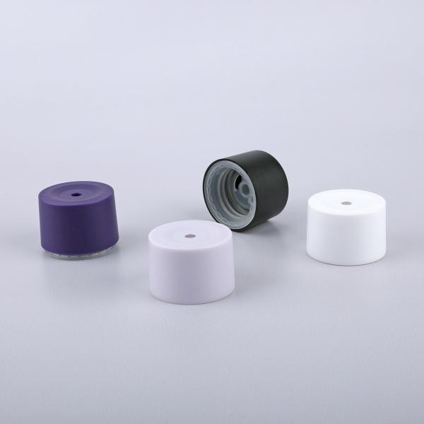 120ml Plastic Cosmetic Bottle Soft Touch Custom Made Cosmetic Containers With Center Dispensing Cap