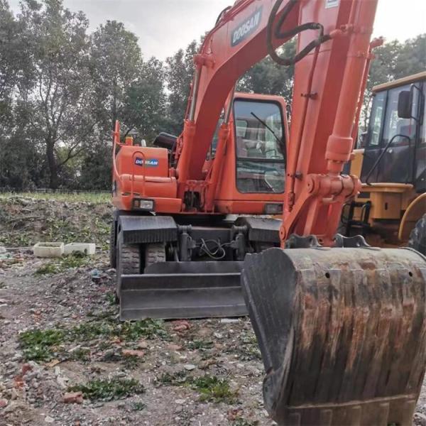 90% Original Doosan DH150 Excavator Used Doosan Wheel Excavator DH150W In South Korea