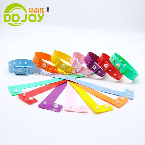 Soft Plastic PVC Sale L Shape Adult Size Wristband for Events Festival Customized Logo