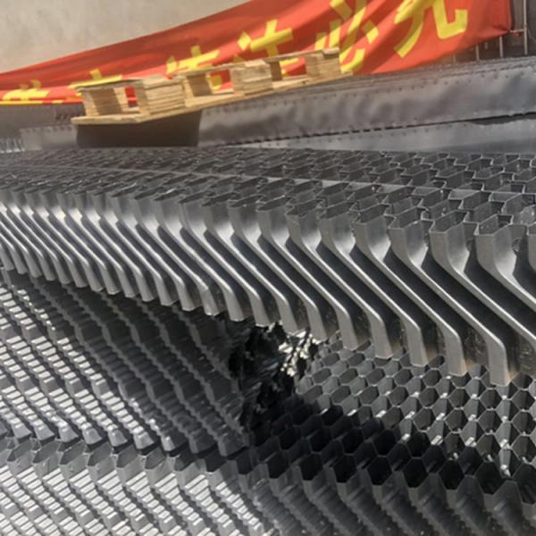 Промышленные элиминаторы смещения PVC стояка водяного охлаждения воды противотечения