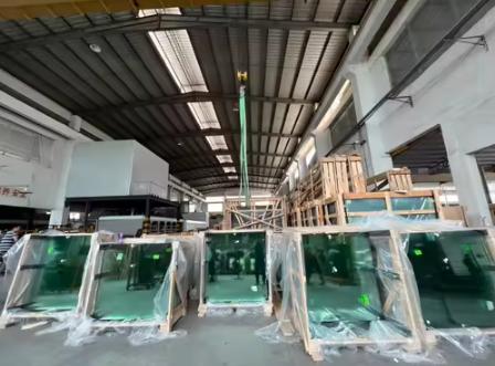 Decorative Design Blue Grey Tinted Glass One Way Mirror ANSI Z97.1 Certified for Dressing Room