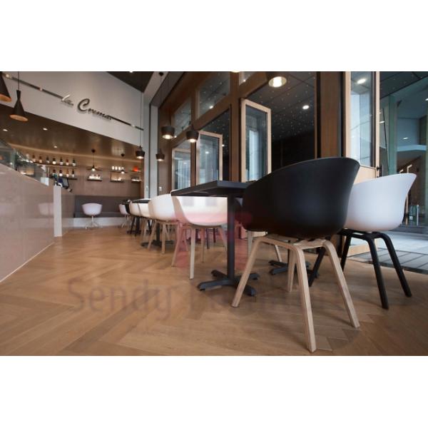 Повторно использованные пластиковые стулья ресторана с стулом офиса яйца деревянной рамки ПП подлокотника современным