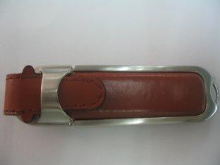 Memoria USB de cuero más caliente AT-030B