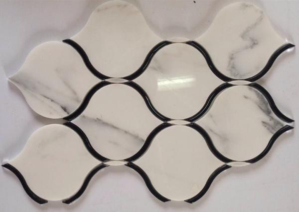 Black Marble Stone And Glass Mosaic Tiles Sheets , Glass Mosaic Kitchen Tiles Floor Pattern