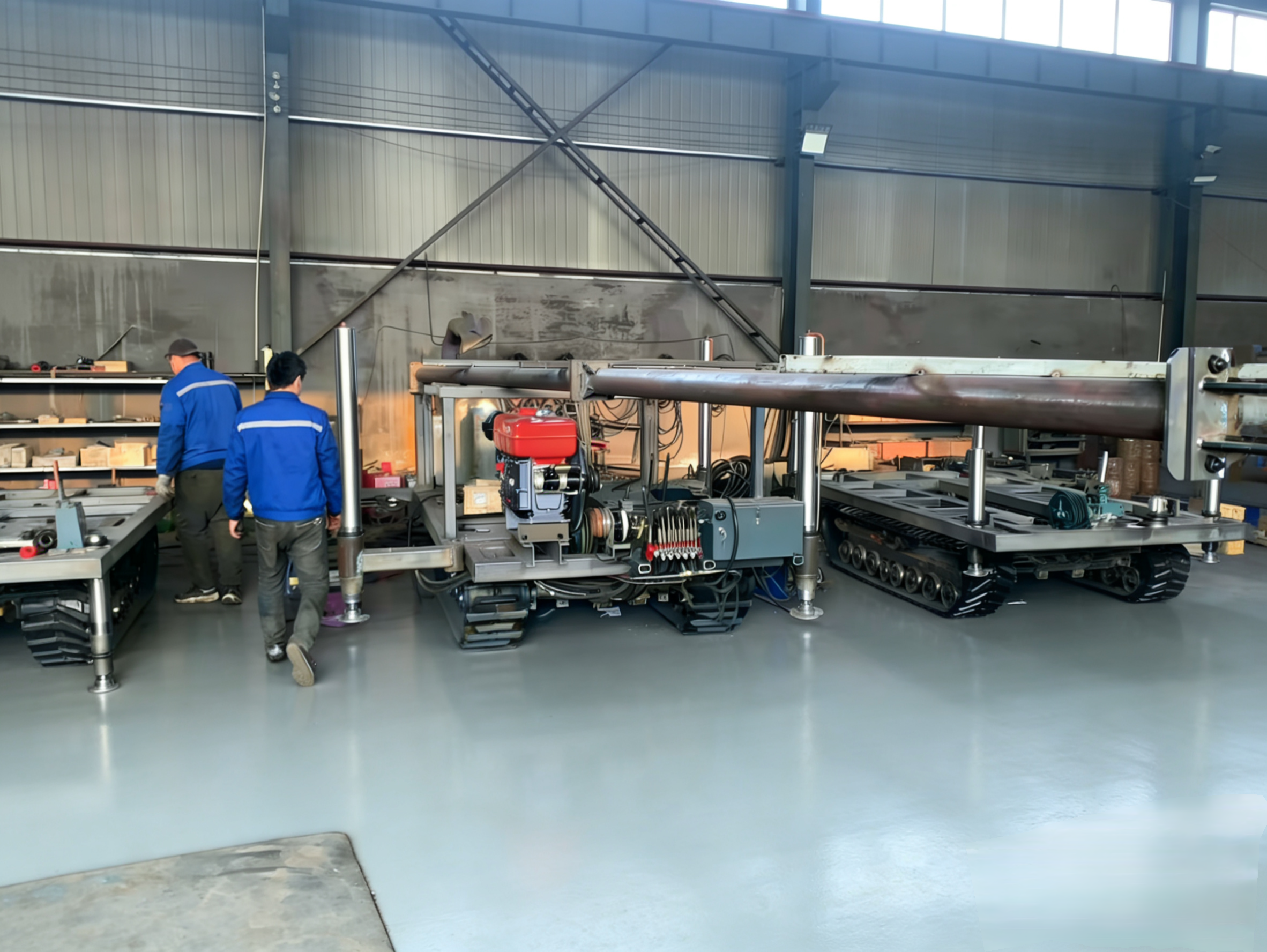 Lightweight Crawler Chassis with Cylinder Outriggers Rig Platforms