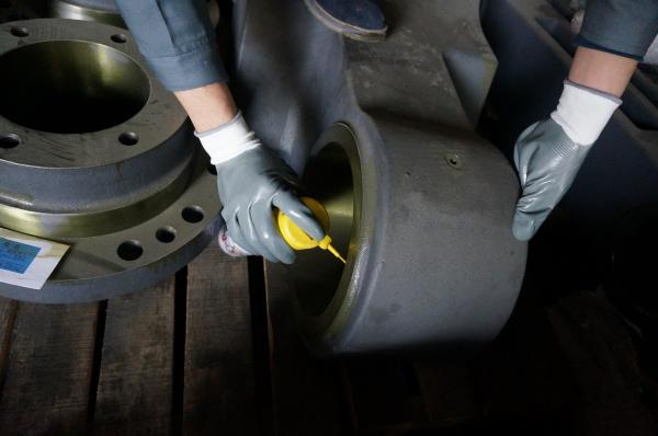 Do poliéster EN388 4121 do trabalho industrial das luvas do nitrilo revestimento sem emenda inteiramente