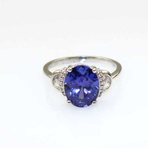 White Gold Plated Jewelry 925 Silver with Tanzanite Cubic Zircon Ring (R250)