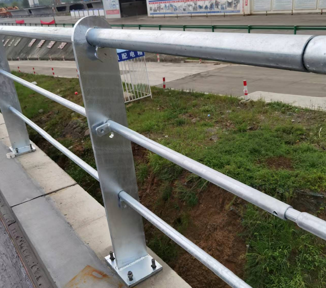 Viaduct Riverside Bridge Guardrail Anti Humidity Corrosion Bridge Pedestrian Railing
