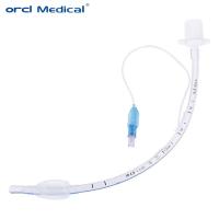 Tubes endotrachéales avec menottes et sans menottes de différentes tailles pour différentes procédures médicales et besoins de ventilation
