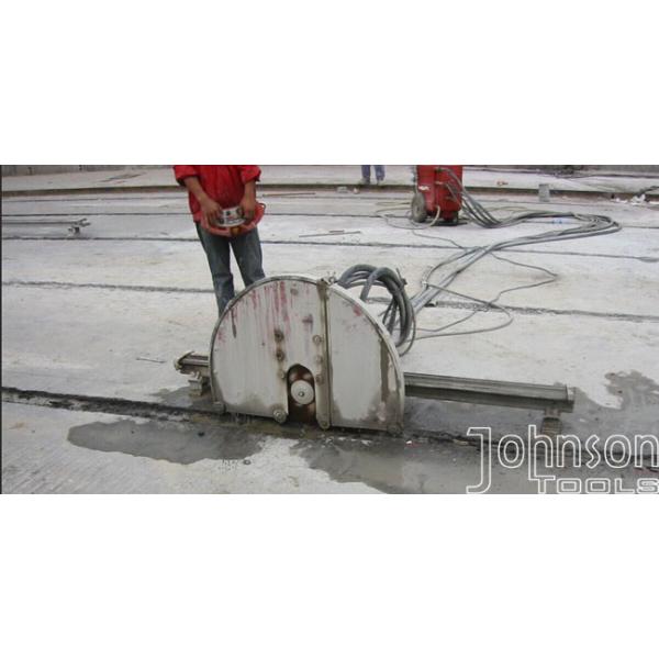 Slant U Slot Type Diamond Cutting Disc For Concrete Wall Saw 4.8/5mm Segment Thickness