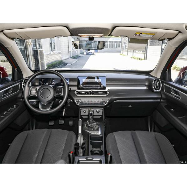 Great Wall Cannon Pickup Truck with Electric Driver's Seat Adjustment and 4 Cylinders