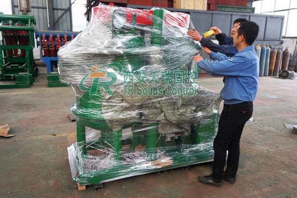 30KW Main Power Oil Sludge Drilling Vacuum Degasser for Mud Cleaning API Standard