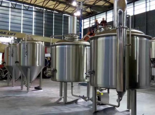 SU304 Copper Turnkey Microbrewery Equipment PLC Control Anti Corrosion brewpub brewhouse