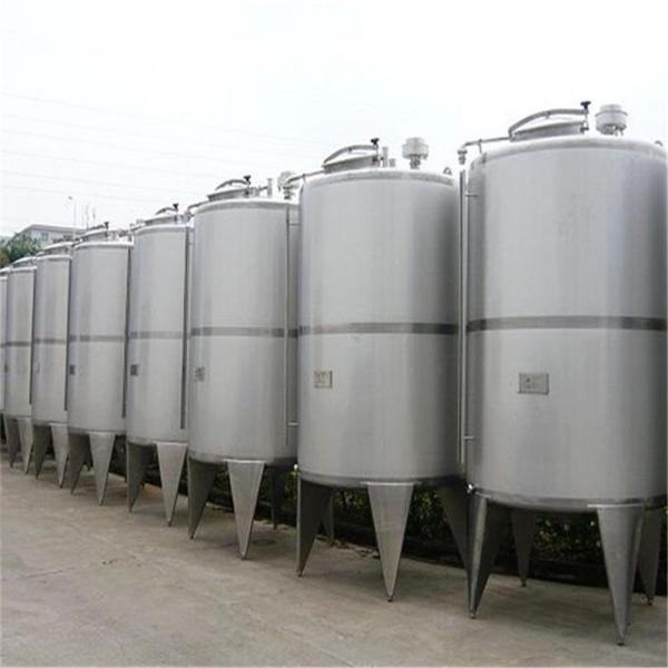 0.75-15KW Stainless Steel Mixing Tanks 10000L Fermentation Storage Heating Buffer