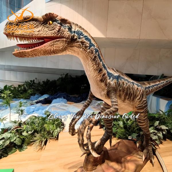 Modelo de dinosaurio Velociraptor animatrónico con control por sensor infrarrojo
