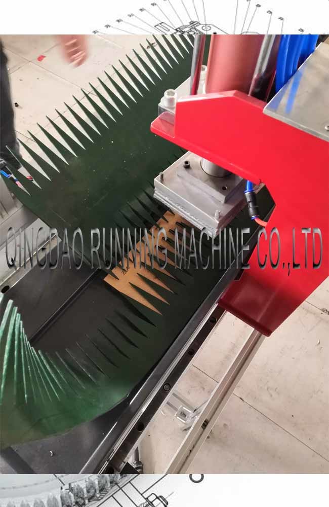 Машина пальца разрезая машины v конвейерной ленты PVC PU диеза 1600mm пробивая прочная