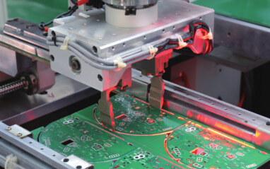 Маршрутизатор PCB PCB Depaneling с изменением инструмента точности 0.5mm режа автоматическим
