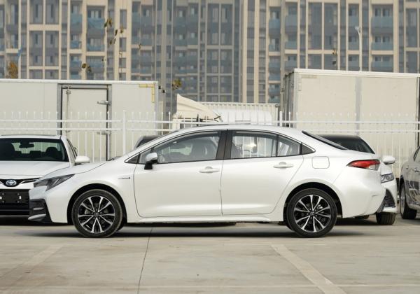 Toyota LEVIN 2022 TNGA 1.5L CVT Luxury Version Gasoline Car 1.5L 121HP L3