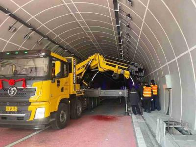 SQZ10000 Folding Boom Crane Truck SHACMAN 10x4 450HP EuroII