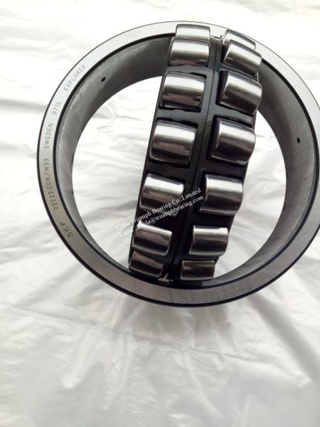 S-K-F  Self-Aligning Roller Bearing  22222 CCK/W33