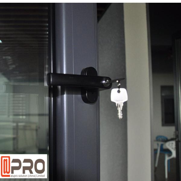 Grey Contemporary Aluminium Windows escuro, Bi Bifold da janela da cozinha da ventilação dobrou a porta da dobra do bi do chuveiro da porta deslizante