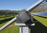 solo AXIS soporte de acero del perseguidor del panel solar del sistema del marco del poder del sistema de seguimiento de 10kw