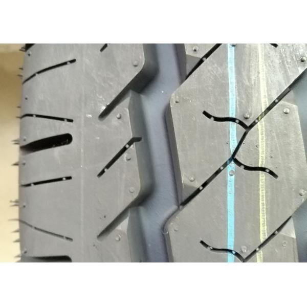 205/70R15LT Size Light Truck Tires Semi Steel Radial Tire Compact Structure